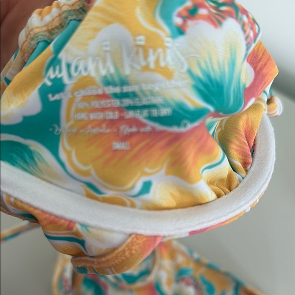 Kulani Kinis Floral Bikini Set - Picture 3 of 4